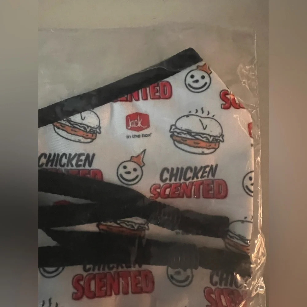 NWT Chicken Scented Face Mask - Jack in the Box - RARE!